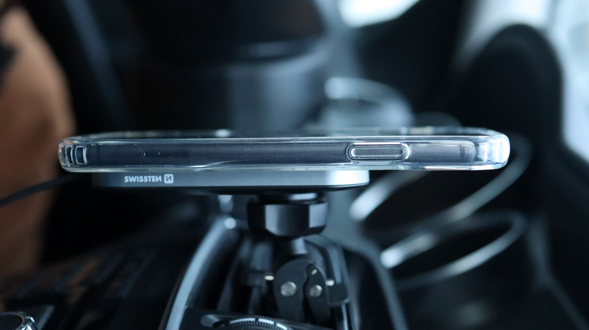Pouzdro Swissten Clear Jelly MagStick iPhone 15 Pro transparentní